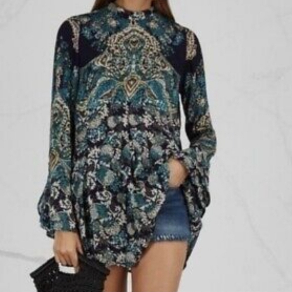 FREE PEOPLE LADY LUCK PRINTED LONG BELL SLEEVE PAISLEY TUNIC SMALL